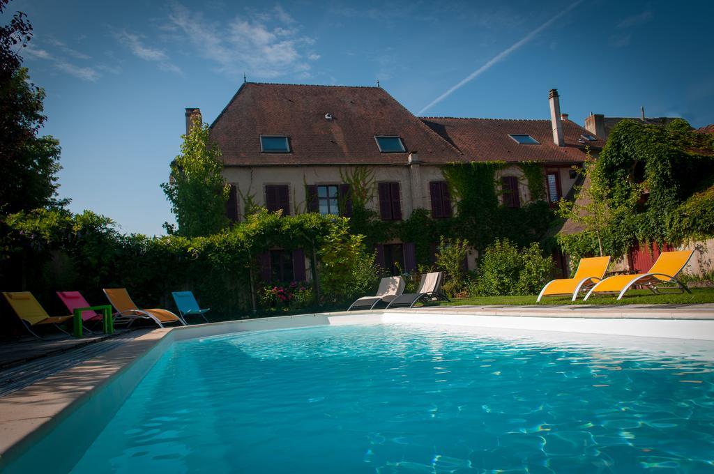 Au Puy Des Verites Lapalisse Exterior foto